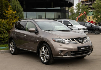 Подержанный автомобиль Nissan Murano Suv 2013 года (2 фото)