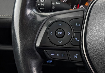 Подержанный автомобиль Toyota RAV4 2020 года (27 фото)