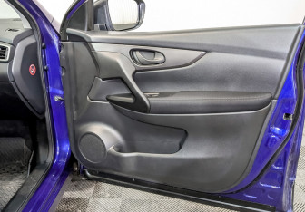 Подержанный автомобиль Nissan Qashqai 2016 года (23 фото)