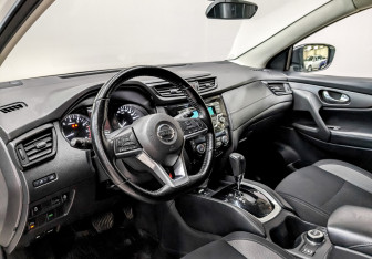 Подержанный автомобиль Nissan Qashqai 2020 года (16 фото)