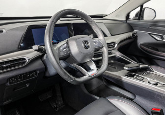 Подержанный автомобиль Changan UNI-T 2023 года (13 фото)