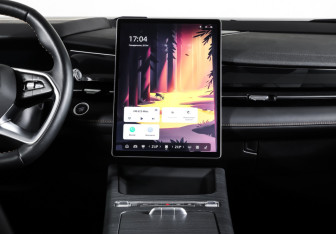 Подержанный автомобиль Geely Preface 2024 года (14 фото)