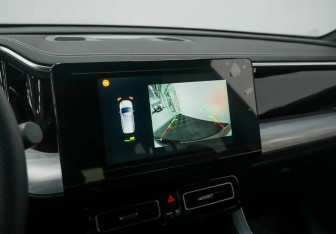 Подержанный автомобиль GAC GS8 2023 года (13 фото)