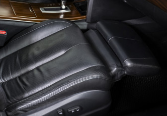 Подержанный автомобиль Nissan Teana 2011 года (15 фото)