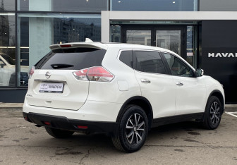 Подержанный автомобиль Nissan X-Trail 2018 года (5 фото)