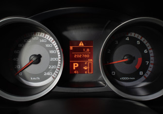 Подержанный автомобиль Mitsubishi Lancer Sedan 2007 года (12 фото)