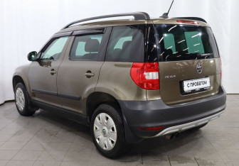 Подержанный автомобиль Skoda Yeti 2012 года (6 фото)