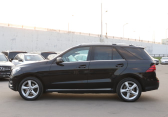 Подержанный автомобиль Mercedes-Benz GLE 2018 года (8 фото)