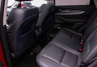 Подержанный автомобиль Exeed LX 2022 года (11 фото)