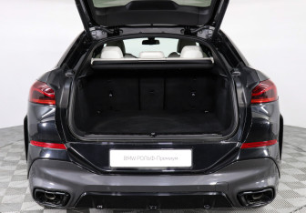 Подержанный автомобиль BMW X6 2021 года (9 фото)