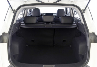 Новый Москвич 3 2023 (10 фото)