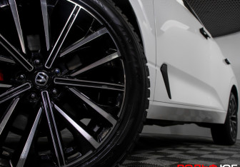 Подержанный автомобиль Changan UNI-K 2023 года (34 фото)