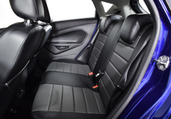 Подержанный автомобиль Ford Fiesta Hatchback 2017 года (13 фото)