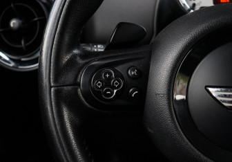 Подержанный автомобиль MINI Countryman 2013 года (24 фото)
