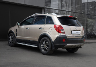 Подержанный автомобиль Opel Antara 2013 года (7 фото)