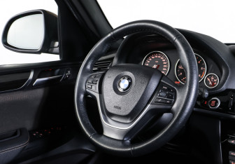 Подержанный автомобиль BMW X3 2017 года (17 фото)