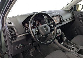 Подержанный автомобиль Skoda Karoq 2021 года (16 фото)