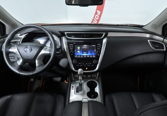 Подержанный автомобиль Nissan Murano Suv 2016 года (9 фото)