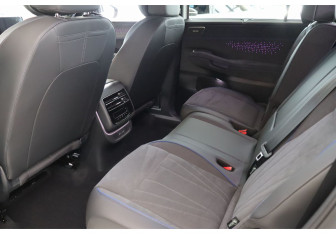 Новый Volkswagen Teramont 2025 (13 фото)