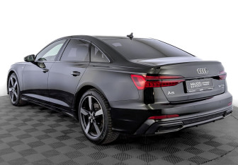 Подержанный автомобиль Audi A6 Sedan 2018 года (7 фото)
