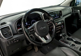 Подержанный автомобиль Kia Sportage 2019 года (13 фото)