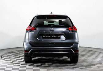 Подержанный автомобиль Nissan X-Trail 2020 года (6 фото)