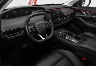 Подержанный автомобиль Changan UNI-K 2023 года (7 фото)