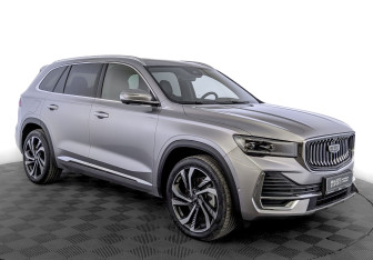 Подержанный автомобиль Geely Monjaro 2024 года (3 фото)