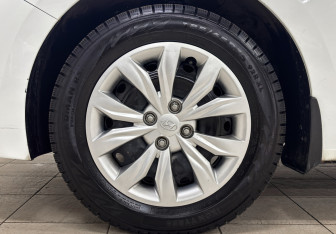 Подержанный автомобиль Hyundai Solaris Sedan 2017 года (9 фото)