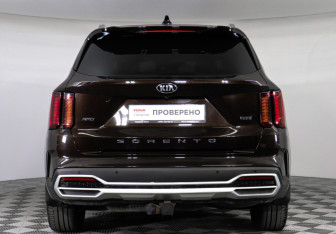 Подержанный автомобиль Kia Sorento 2020 года (6 фото)