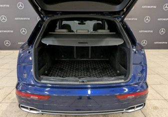 Подержанный автомобиль Audi Q5 2017 года (10 фото)