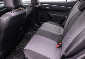 Подержанный автомобиль Toyota Corolla Sedan 2014 года (11 фото)