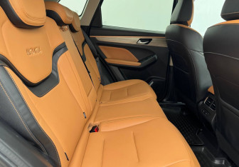 Подержанный автомобиль Haval Jolion 2023 года (11 фото)