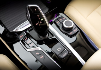 Подержанный автомобиль BMW X3 2021 года (26 фото)