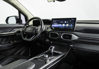 Подержанный автомобиль Geely Okavango 2020 года (9 фото)