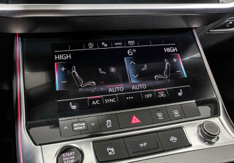 Подержанный автомобиль Audi A7 2023 года (15 фото)