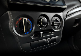 Подержанный автомобиль LADA (ВАЗ) Granta Wagon 2019 года (25 фото)