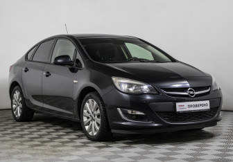 Подержанный автомобиль Opel Astra Sedan 2013 года (3 фото)