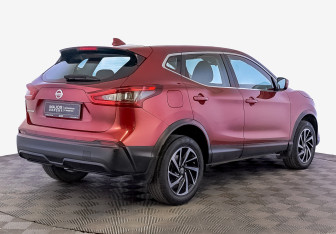 Подержанный автомобиль Nissan Qashqai 2019 года (5 фото)