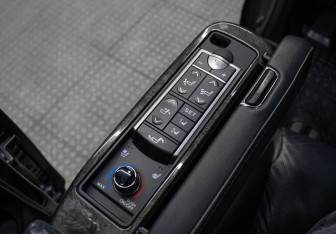 Подержанный автомобиль Toyota Alphard 2019 года (20 фото)