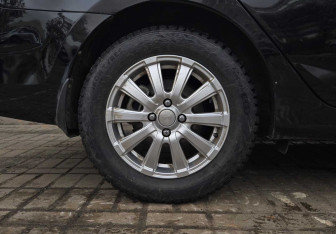 Подержанный автомобиль Hyundai Solaris Sedan 2012 года (13 фото)