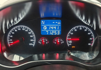 Подержанный автомобиль Vortex Tingo 2012 года (13 фото)