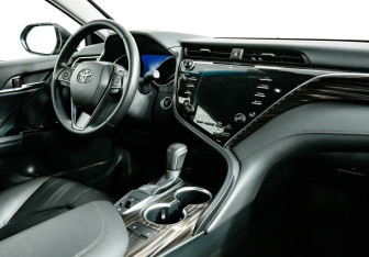 Подержанный автомобиль Toyota Camry Sedan 2021 года (6 фото)