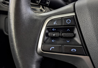 Подержанный автомобиль Hyundai Solaris Sedan 2021 года (27 фото)