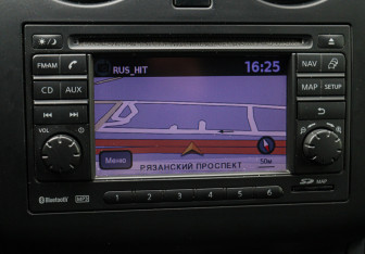Подержанный автомобиль Nissan Qashqai 2013 года (14 фото)