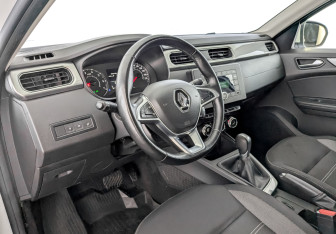 Подержанный автомобиль Renault Arkana 2021 года (16 фото)