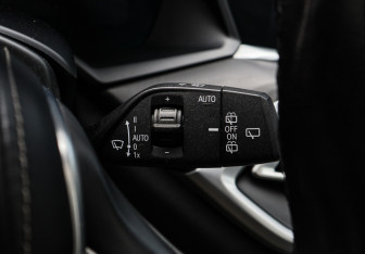 Подержанный автомобиль BMW X7 2020 года (36 фото)