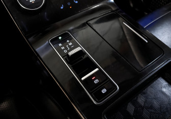 Подержанный автомобиль Exeed LX 2022 года (27 фото)