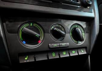 Подержанный автомобиль Skoda Rapid Liftback 2019 года (16 фото)