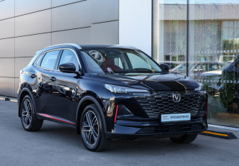 Подержанный автомобиль Changan CS55PLUS 2023 года (3 фото)